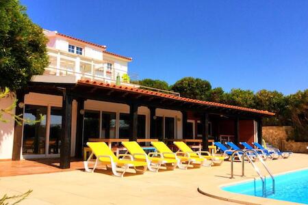 Freesurf Camp & Hostel, Peniche