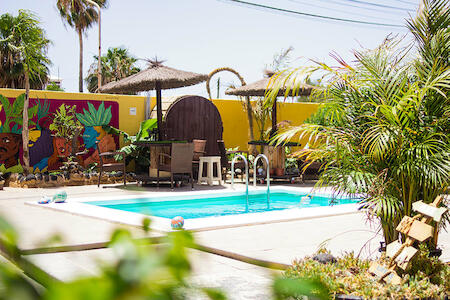 Los Amigos NEST hostel