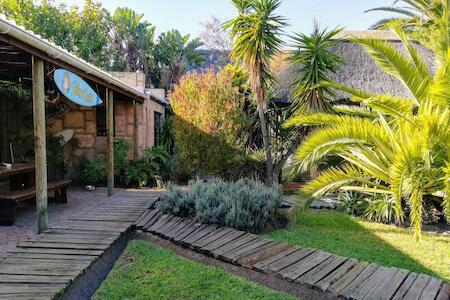 Saltycrax Backpackers & Surf Hostel, Bloubergstrand