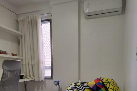Hostel For One Com Quarto De Solteiro E Banheiro Privativos