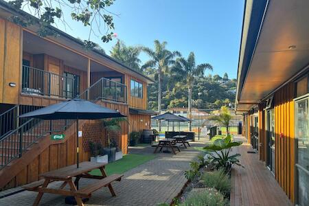 Palm Tree Lodge & Backpackers, Paihia