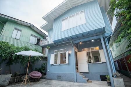 Dara Three Hostel ดาราตรี, Bangkok