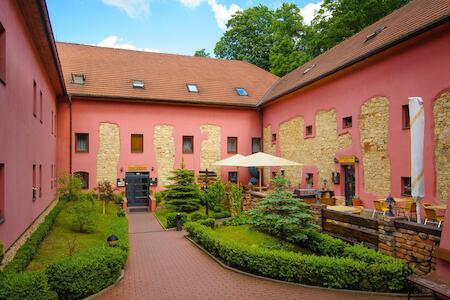 Stary Pivovar Hostel & Hotel