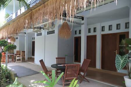 Merendeng Hostel Kuta, Kuta Lombok