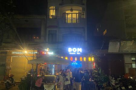 Dom Hostel & Bar
