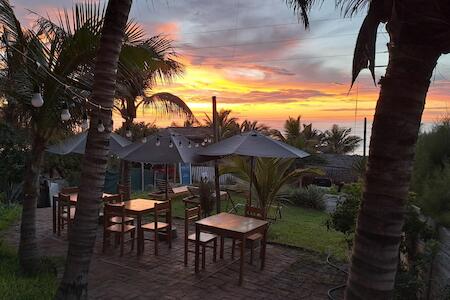 Marcilia Beach Bungalows, Vichayito