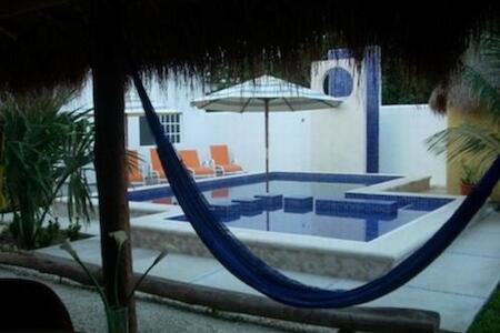 Villa Escondida Cozumel B&B, Cozumel - 2023 Price & Reviews Compared