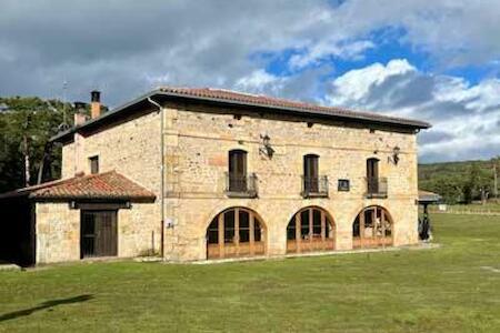 Albergue Pinares - La Casona De Revenga, Regumiel de la Sierra