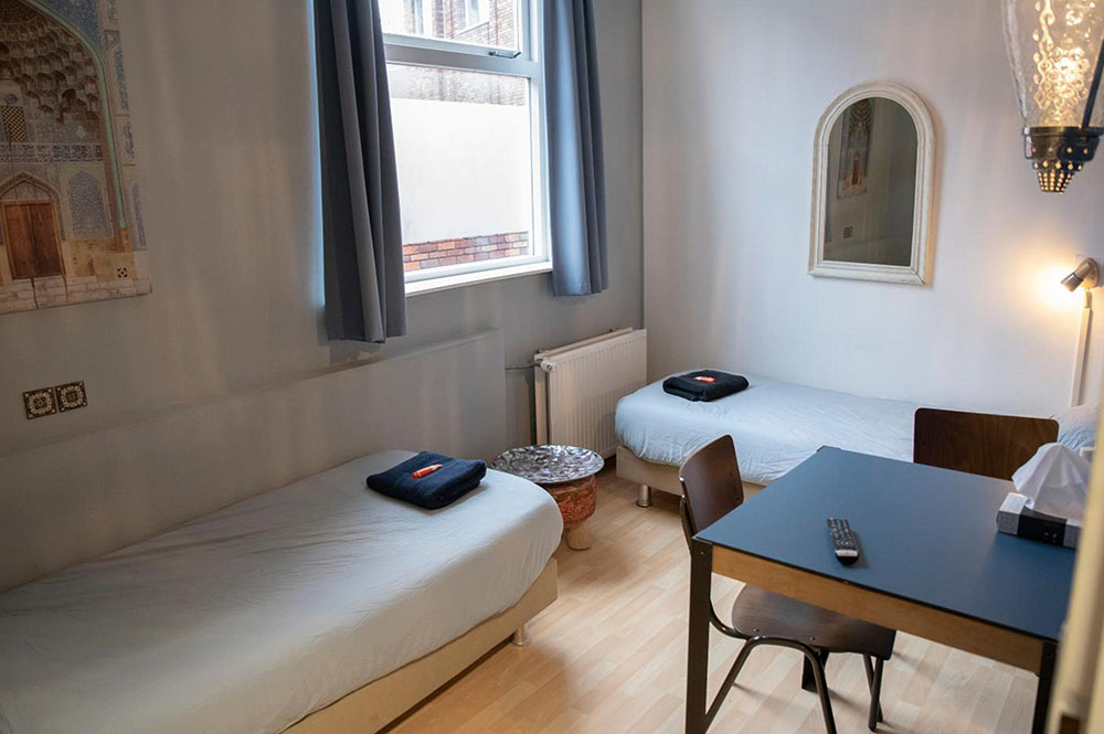 3 Hostels in Groningen with Private Rooms