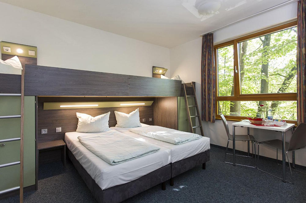 3 Cheapest Hostels in Aachen